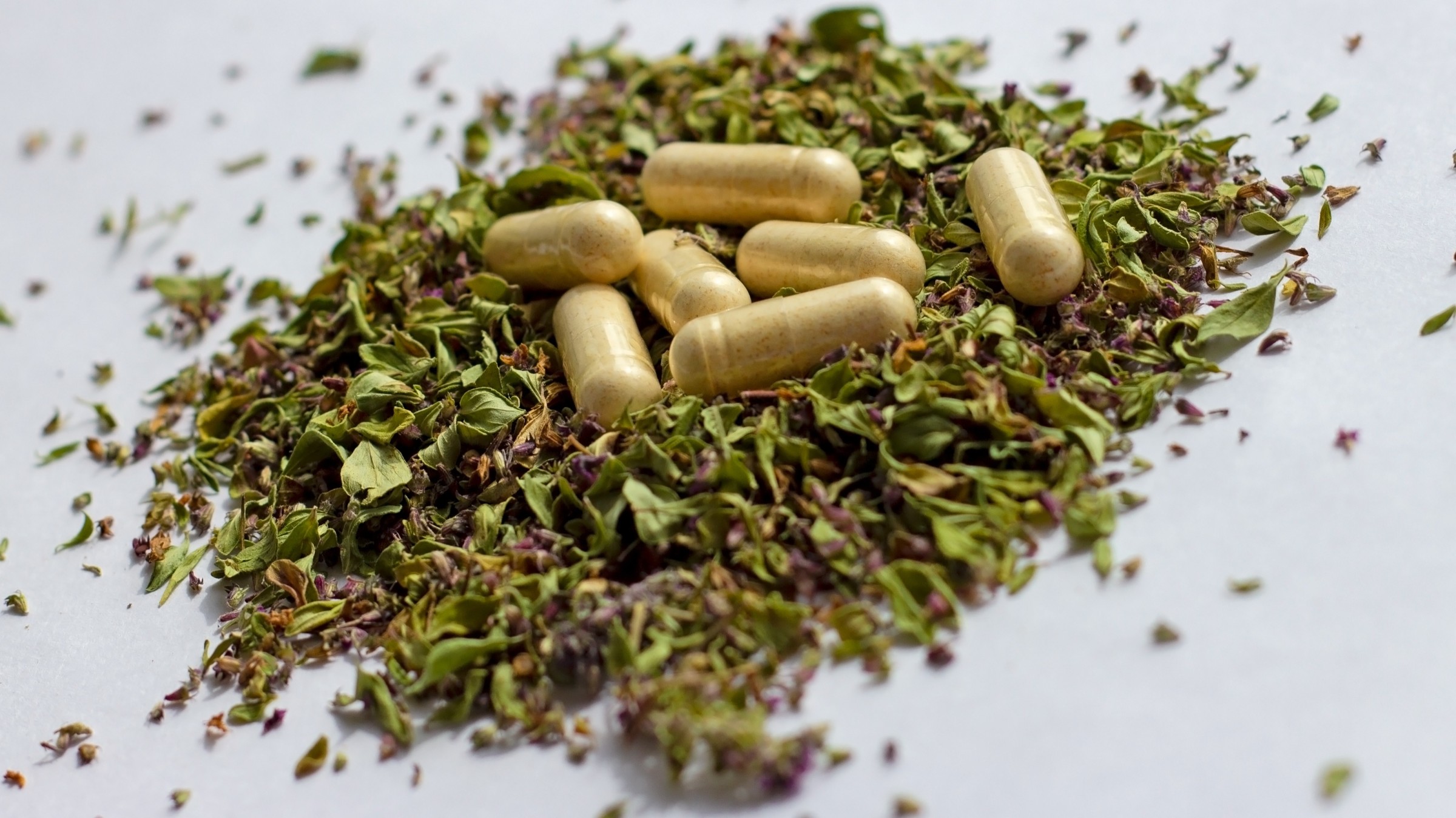 HERBAL & NATURAL SUPPLEMENTS